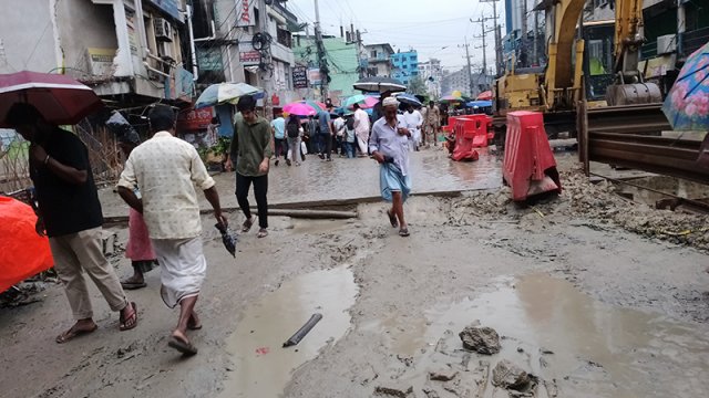 চট্টগ্রামের মুরাদপুর-অক্সিজেন সড়কের  ব্রিজটির কাজ শেষ হবে কবে