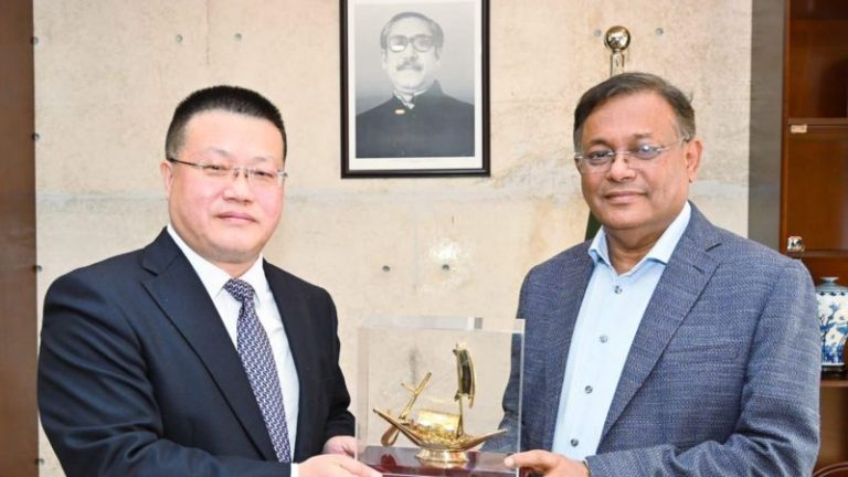 বাংলাদেশ রিজার্ভ সংকটে পড়লে চীন 'পাশে থাকবে' কীভাবে