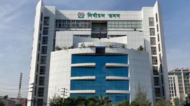 ময়মনসিংহ ও কুমিল্লা সিটির নির্বাচনের তফসিল ঘোষণা করেছে ইসি