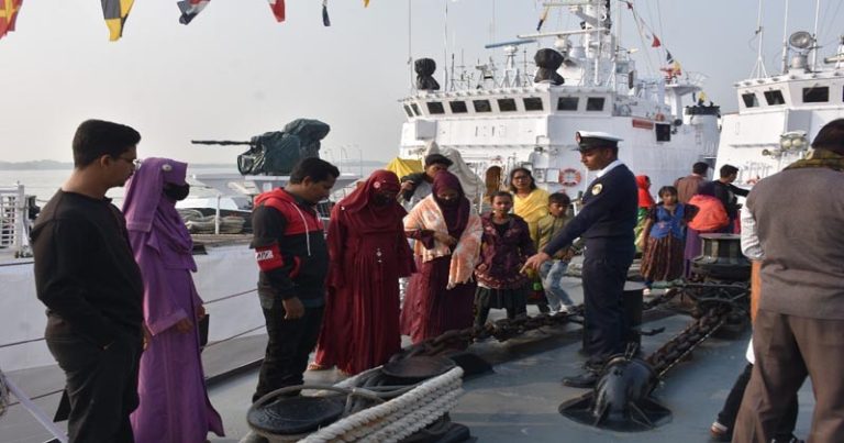 স্বাধীনতা দিবসে সর্বসাধারণের জন্য উন্মুক্ত থাকবে নৌ-বাহিনীর ৭টি জাহাজ