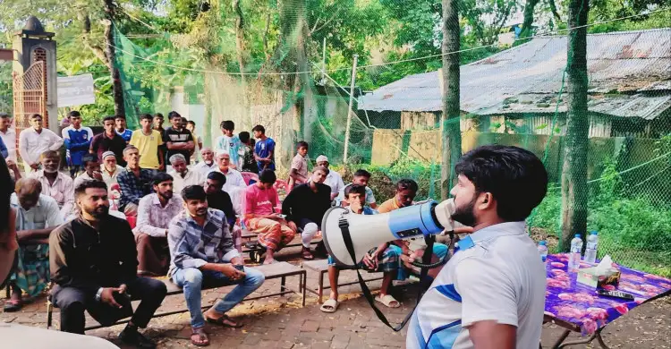 পটিয়ায় মাদকের বিরুদ্ধে এলাকাবাসীর বিক্ষোভ মিছিল