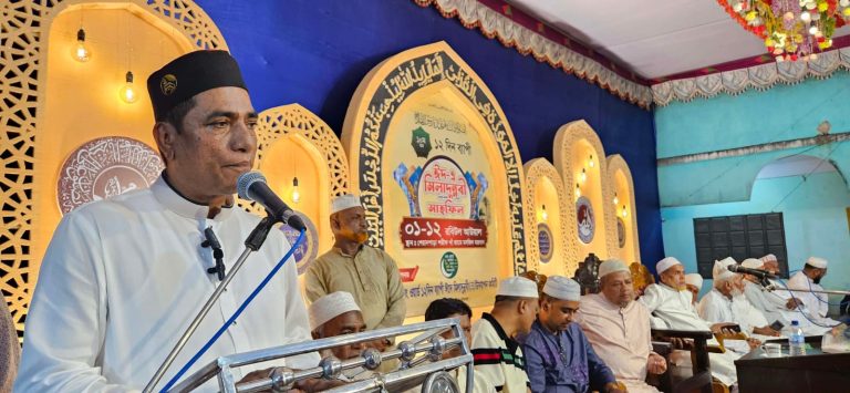 পটিয়ায় ঈদে মিলাদুন্নবী (সা.) মাহফিলে এমপি এনামুল