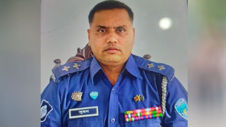 বাঁশখালীতে চুরির মামলার তদন্তে খামারির কাছে ঘুষ দাবির অভিযোগ এসআইয়ের বিরুদ্ধে