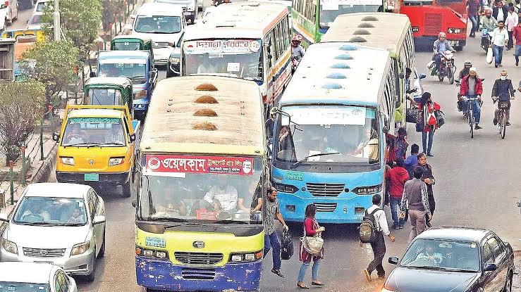 পটিয়ায় বাসের কারণে যানজট: মহাসড়কে নিত্য দুর্ভোগ